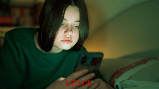 报告称部分人工智能心理健康应用对青少年存在危害